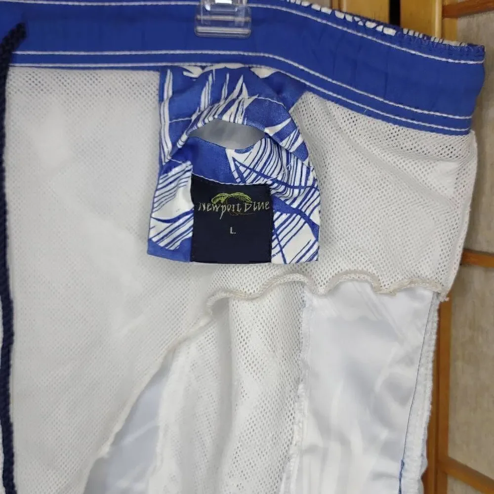 Newport Blue Men's Hawaiian Leaf Pattern Board Shorts Blue Large